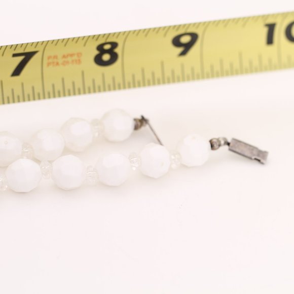 Bundle of Yellow, White and Ivory Necklaces - Picture 8 of 9